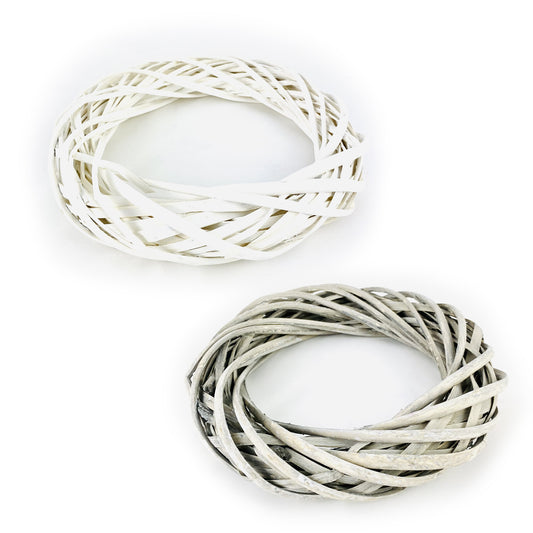 Kranz aus Rattan geflochten