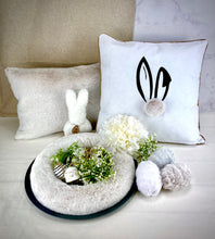 Load image into Gallery viewer, Cushion cover Bunny with bobble
