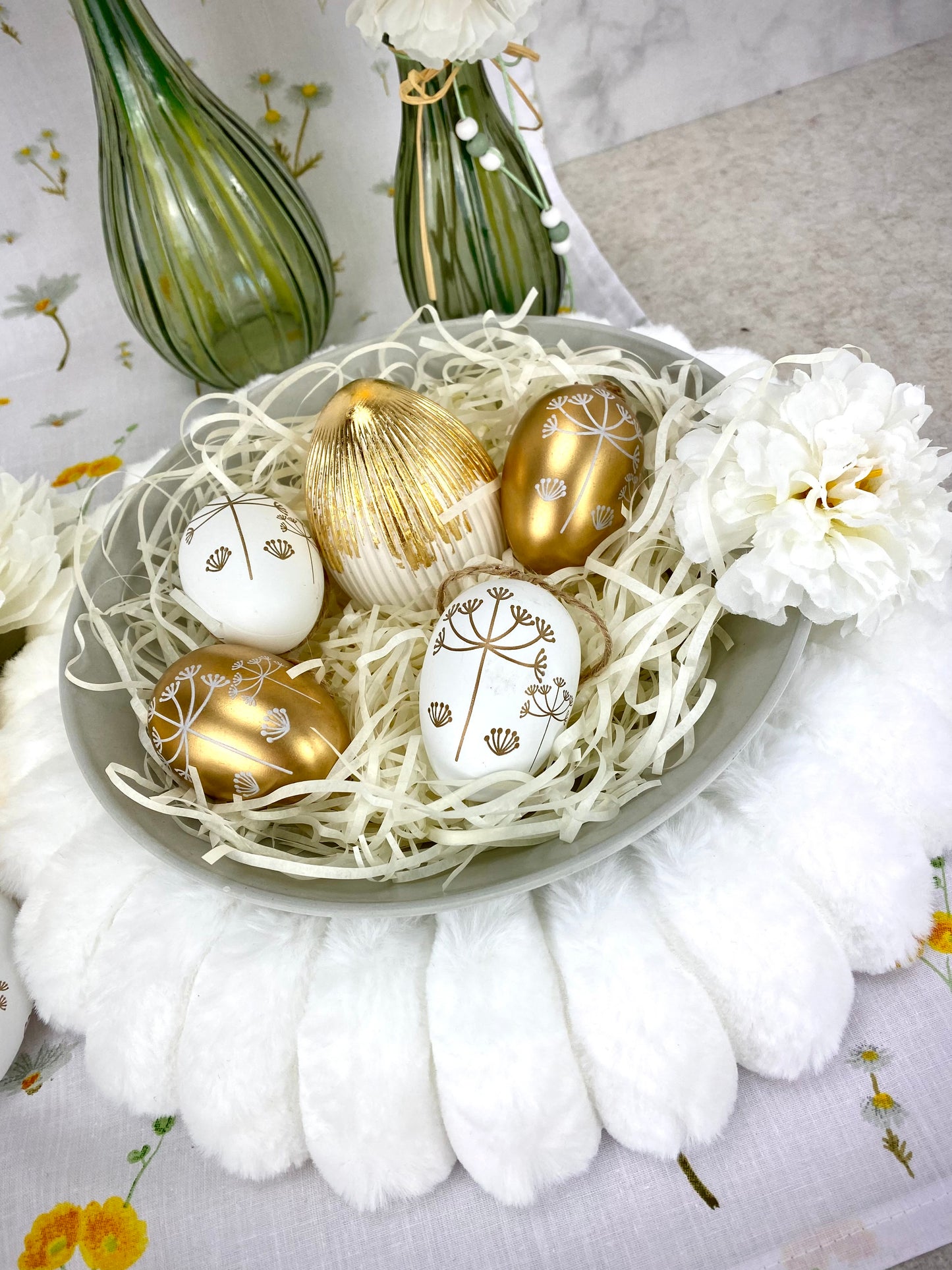 Keramikgips Osterhase und Osterei mit Gold