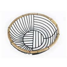Load image into Gallery viewer, Metal basket bamboo 31x10cm
