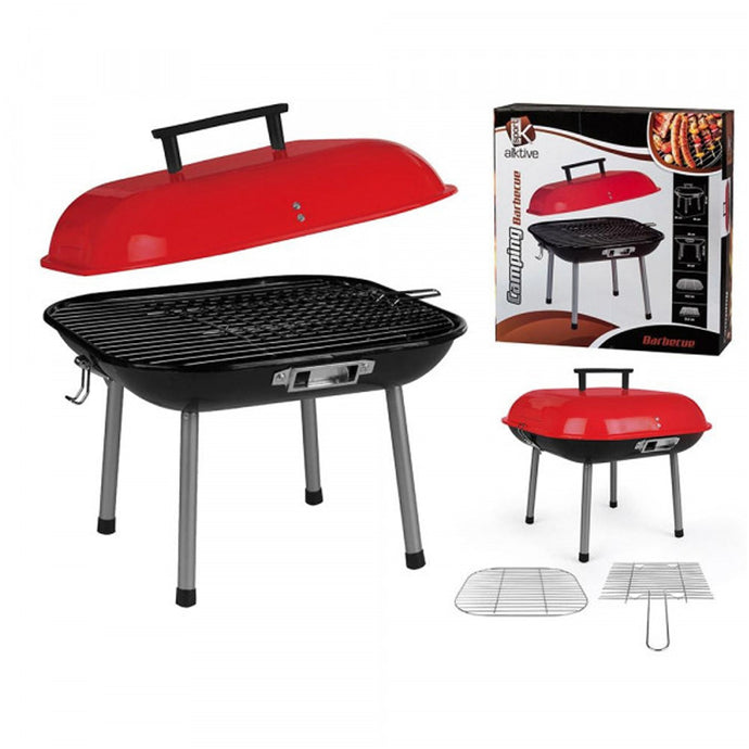 Charcoal grill with lid and grid